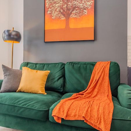2 Bedroom Flat Next To Brighton Station & Beach I Sleep 8 Guests ภายนอก รูปภาพ