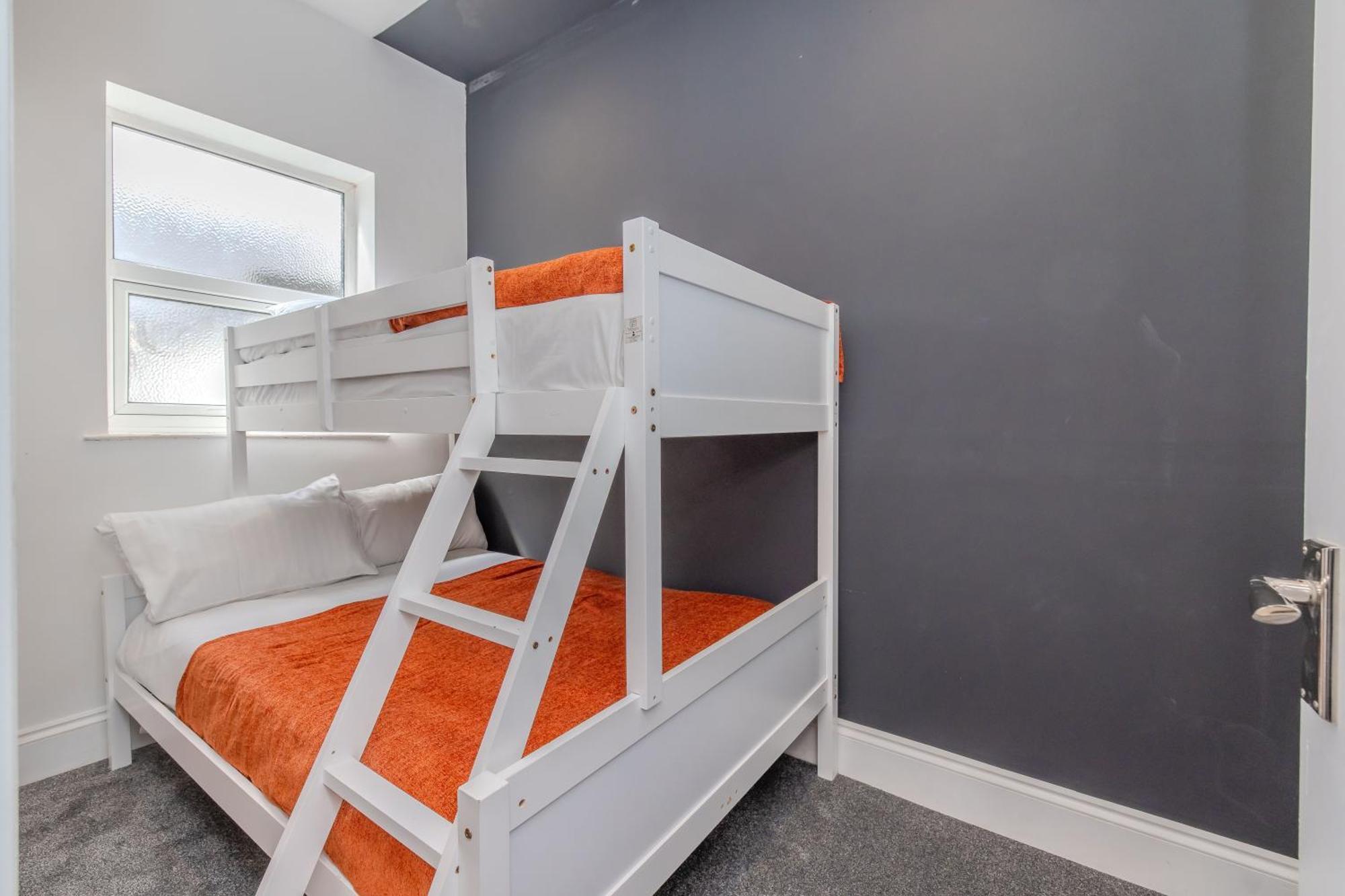 2 Bedroom Flat Next To Brighton Station & Beach I Sleep 8 Guests ภายนอก รูปภาพ